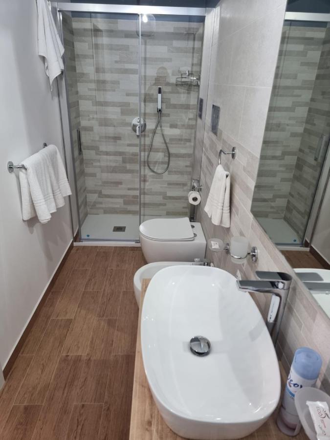 Camera Matrimoniale con Bagno Privato
